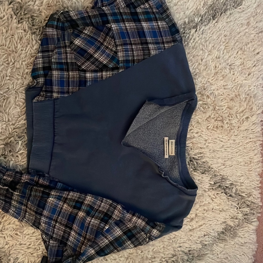 Urban outfitters cropped tee with plaid sleeves